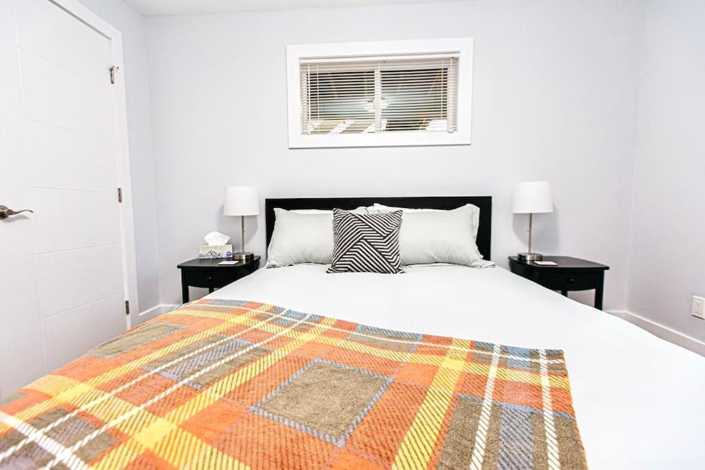 Esquimalt Lagoon Life Apartment Виктория Екстериор снимка